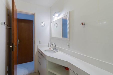 Apartamento à venda com 84m², 2 quartos e 1 vagaBanheiro Suíte