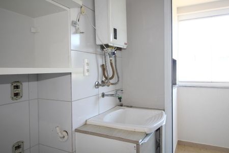 Apartamento para alugar com 67m², 2 quartos e 1 vagaÁrea de Serviço