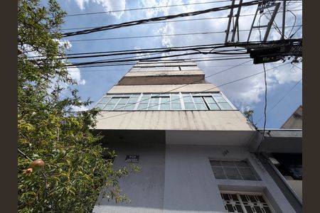 Apartamento à venda com 56m², 1 quarto e sem vagaFachada