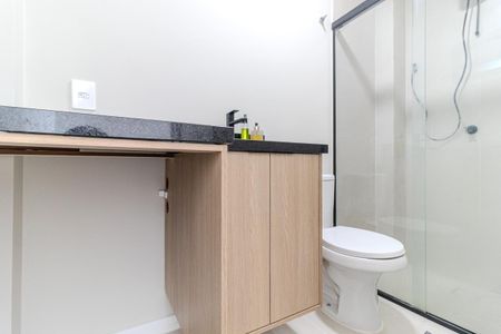 Banheiro de kitnet/studio à venda com 1 quarto, 31m² em Vila Buarque, São Paulo