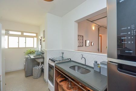 Apartamento à venda com 65m², 2 quartos e 1 vaga Apartamento à venda com 65m², 2 quartos e 1 vagaCozinha