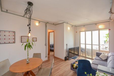 Apartamento à venda com 65m², 2 quartos e 1 vaga Apartamento à venda com 65m², 2 quartos e 1 vagaSala