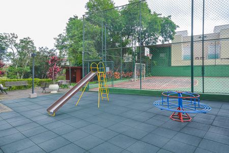 Apartamento à venda com 65m², 2 quartos e 1 vaga Apartamento à venda com 65m², 2 quartos e 1 vagaÁrea comum - Playground