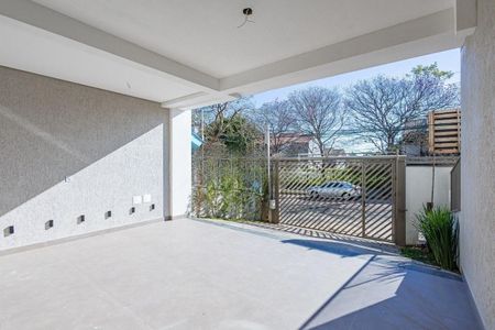 Casa à venda com 195m², 3 quartos e 2 vagasVaranda