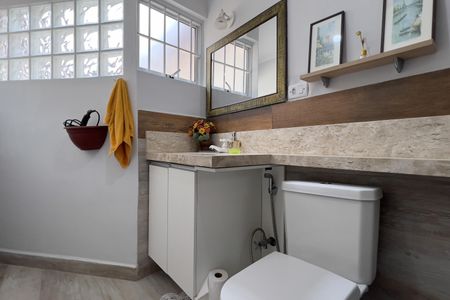 Casa para alugar com 70m², 2 quartos e sem vagaBanheiro