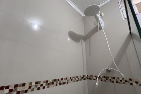 Banheiro da Suíte de casa para alugar com 2 quartos, 70m² em Vila Herminia, Guarulhos