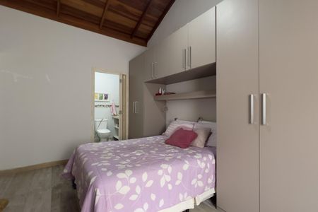 Casa para alugar com 70m², 2 quartos e sem vagaSuíte