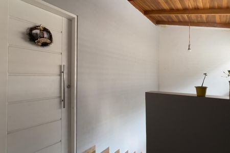 Casa para alugar com 70m², 2 quartos e sem vagaEntrada