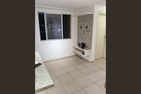 Sala de apartamento para alugar com 2 quartos, 55m² em Parque Sao Vicente, Santo André