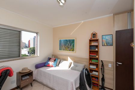 Apartamento à venda com 120m², 3 quartos e 1 vagaQuarto 2