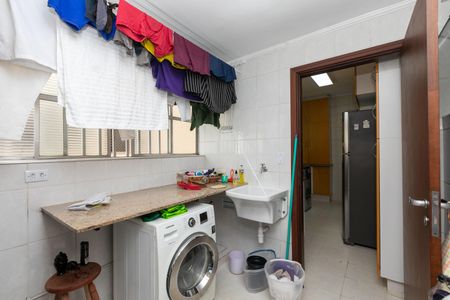 Apartamento à venda com 120m², 3 quartos e 1 vagaÁrea de Serviço