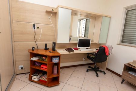 Quarto 2 de apartamento à venda com 3 quartos, 120m² em Cambuí, Campinas