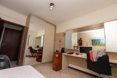 Apartamento à venda com 120m², 3 quartos e 1 vagaQuarto 2