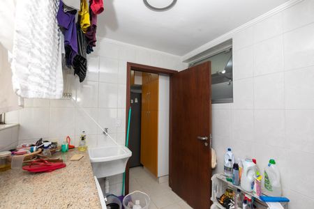 Apartamento à venda com 120m², 3 quartos e 1 vagaÁrea de Serviço