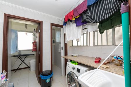 Apartamento à venda com 120m², 3 quartos e 1 vagaÁrea de Serviço