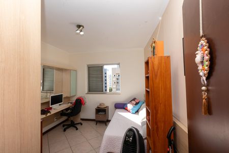 Apartamento à venda com 120m², 3 quartos e 1 vagaQuarto 2
