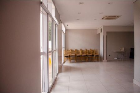 Apartamento para alugar com 62m², 2 quartos e 1 vaga