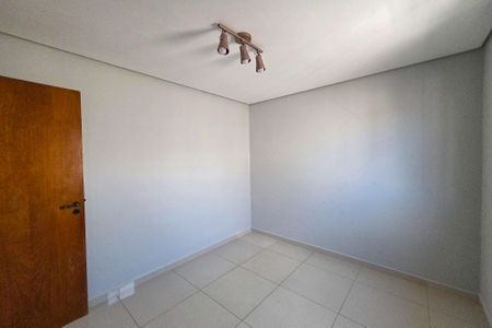 Casa para alugar com 1 quarto, 35m² em Vila Bancaria, São Paulo