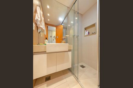 Apartamento à venda com 167m², 4 quartos e 3 vagasBanheiro da Suíte 2