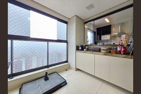 Varanda  de apartamento à venda com 4 quartos, 167m² em Vila da Serra, Nova Lima