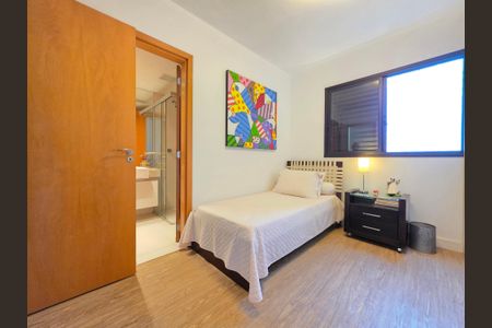 Apartamento à venda com 167m², 4 quartos e 3 vagasSuíte 2