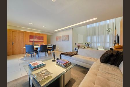 Apartamento à venda com 167m², 4 quartos e 3 vagasSala 