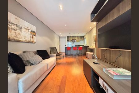 Sala de apartamento para alugar com 2 quartos, 76m² em Vila Olímpia, São Paulo