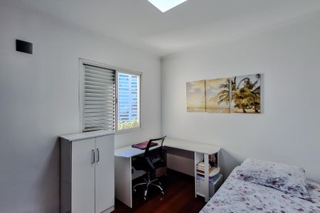 Apartamento para alugar com 118m², 3 quartos e 2 vagas Apartamento para alugar com 118m², 3 quartos e 2 vagasQuarto 1