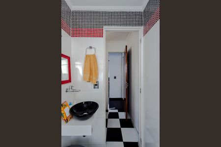 Apartamento para alugar com 118m², 3 quartos e 2 vagas Apartamento para alugar com 118m², 3 quartos e 2 vagasBanheiro social