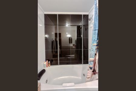 Apartamento para alugar com 118m², 3 quartos e 2 vagas Apartamento para alugar com 118m², 3 quartos e 2 vagasBanheiro da Suíte