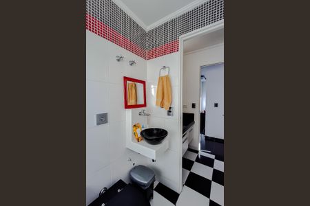 Apartamento para alugar com 118m², 3 quartos e 2 vagas Apartamento para alugar com 118m², 3 quartos e 2 vagasBanheiro social