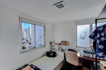 Apartamento para alugar com 118m², 3 quartos e 2 vagas Apartamento para alugar com 118m², 3 quartos e 2 vagasQuarto 2