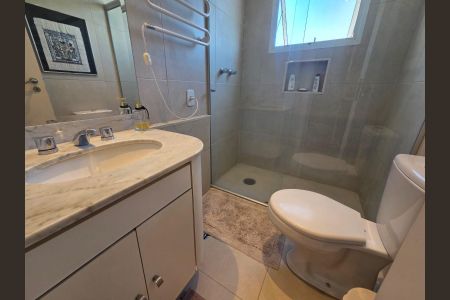 Apartamento à venda com 141m², 2 quartos e 3 vagasBanheiro