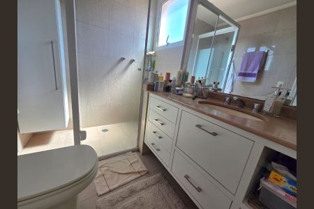 Apartamento à venda com 141m², 2 quartos e 3 vagasBanheiro