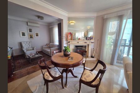 Apartamento à venda com 141m², 2 quartos e 3 vagasSala