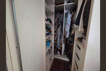 Apartamento à venda com 141m², 2 quartos e 3 vagasQuarto