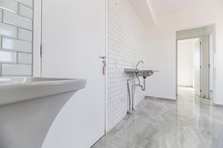 Casa para alugar com 34m², 2 quartos e 1 vaga Casa para alugar com 34m², 2 quartos e 1 vagaÁrea de Serviço