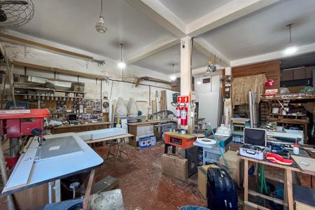 Casa à venda com 220m², 2 quartos e 4 vagasGaragem