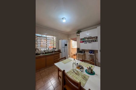 Casa à venda com 220m², 2 quartos e 4 vagasCozinha