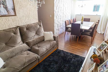 Sala de apartamento à venda com 3 quartos, 75m² em Santa Monica, Belo Horizonte