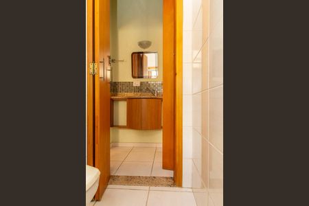 Casa para alugar com 220m², 3 quartos e 3 vagasBanheiro Suite 2 e 3 (compartilhado)