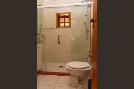 Casa para alugar com 220m², 3 quartos e 3 vagasBanheiro Suite 1 