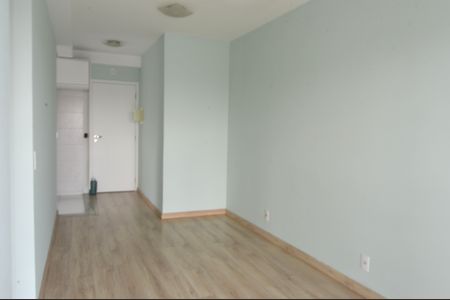 Sala de apartamento para alugar com 2 quartos, 48m² em Jardim das Flores, Osasco