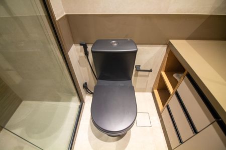 Studio para alugar com 31m², 1 quarto e 1 vaga Studio para alugar com 31m², 1 quarto e 1 vagaBanheiro