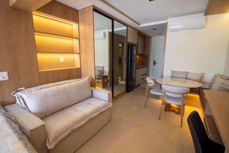 Sala de kitnet/studio para alugar com 1 quarto, 31m² em Jardim das Acacias, São Paulo