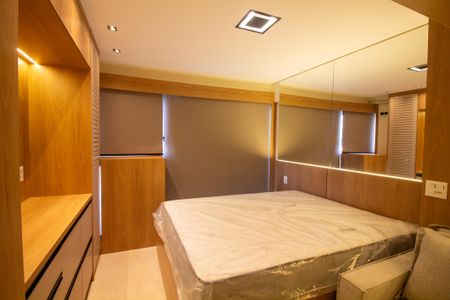 Quarto de kitnet/studio para alugar com 1 quarto, 31m² em Jardim das Acacias, São Paulo