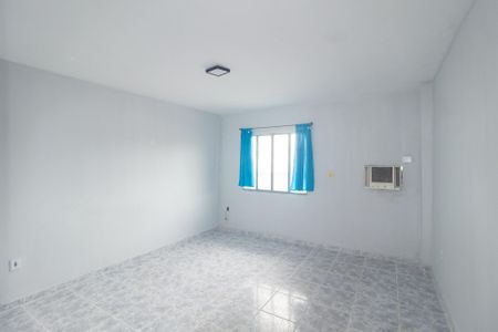 Quarto 1 de apartamento para alugar com 2 quartos, 100m² em Campo Grande, Rio de Janeiro