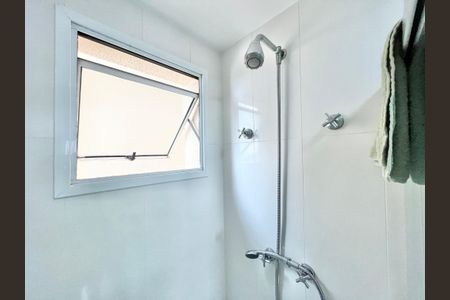 Apartamento à venda com 78m², 2 quartos e 1 vaga Apartamento à venda com 78m², 2 quartos e 1 vagaBanheiro