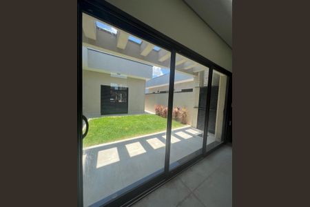 Casa à venda com 183m², 3 quartos e 4 vagas Casa à venda com 183m², 3 quartos e 4 vagasFoto 11