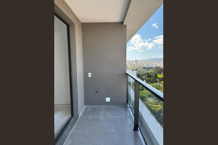 Varanda de apartamento à venda com 1 quarto, 25m² em Pinheiros, São Paulo